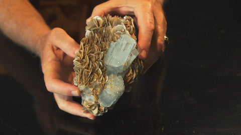 Aquamarine specimen in mica from Nagar, Pakistan