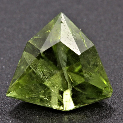 2.74 ct. Peridot